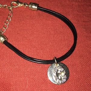 8 “ G guess rhinestone bracelet